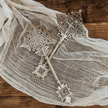Load image into Gallery viewer, Ethiopian Cross - Ornate

