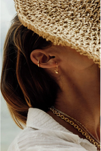 Load image into Gallery viewer, Classic Earcuff
