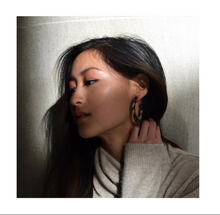 Load image into Gallery viewer, Grande Flat Hoops

